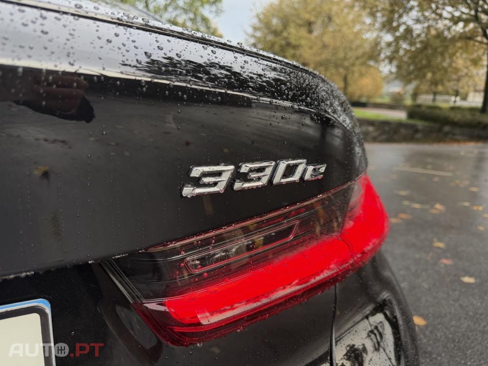 BMW 330 e Pack 50 anos M Auto