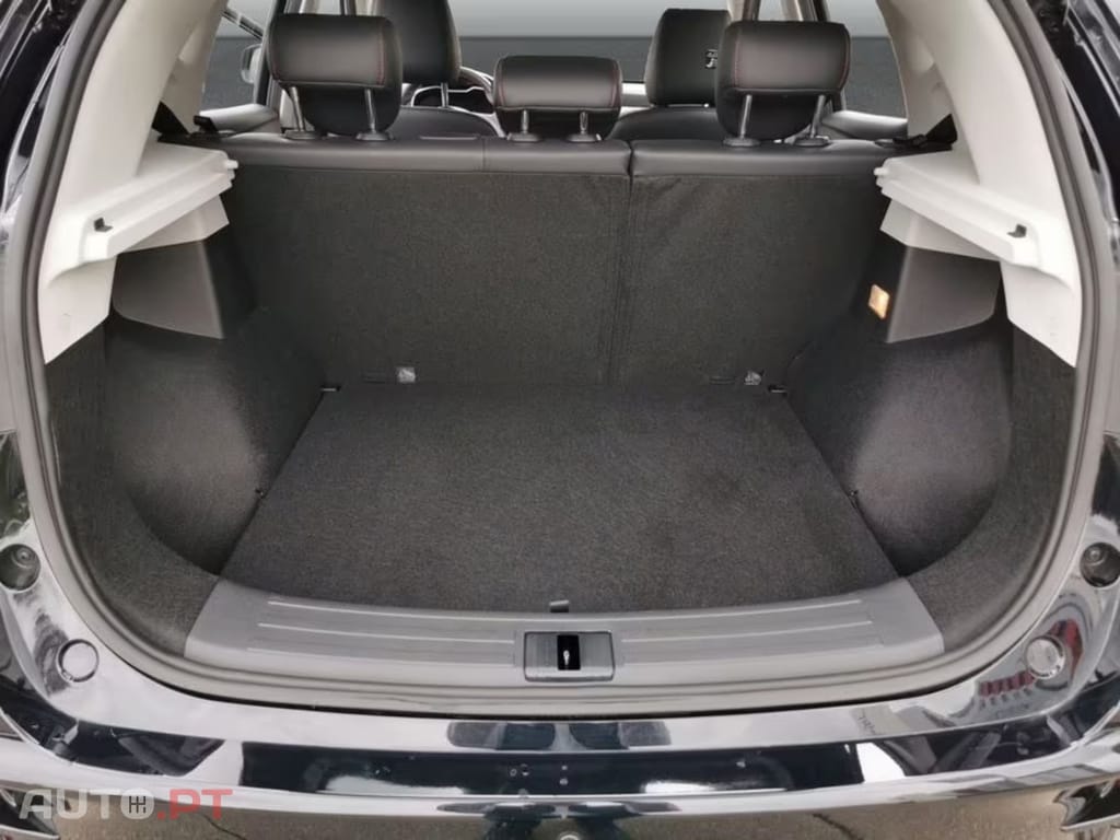 MG ZS  Luxury 1.0 