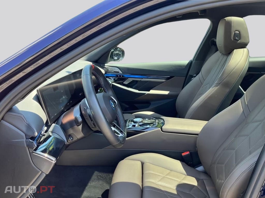 BMW i5 I.V.A DEDUTIVEL M60 xDrive 