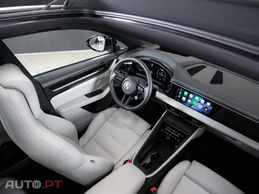 Porsche Macan Electric