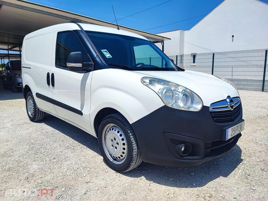 Opel Combo 1.6 CDTi L1H1 Essentia