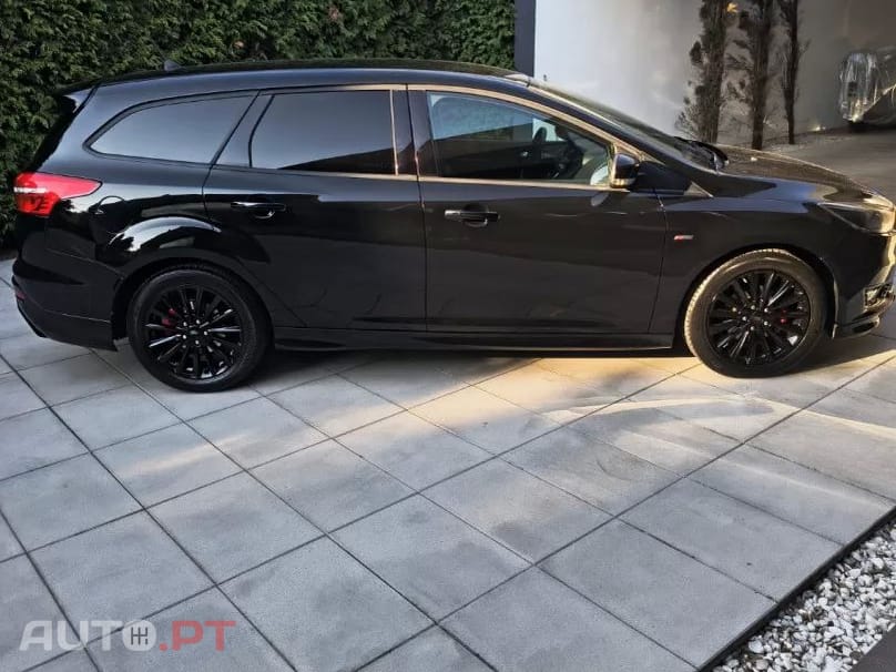 Ford Focus SW 1.5 TDCi ST-Line