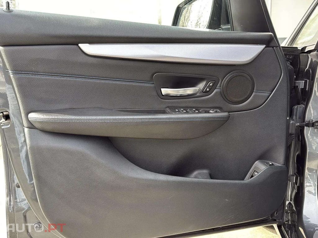 BMW 225 225xe Active Tourer e xDrive Pack Desportivo M