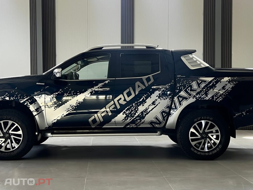Nissan Navara 2.3 Cdi 4WD - Dupla Cabine