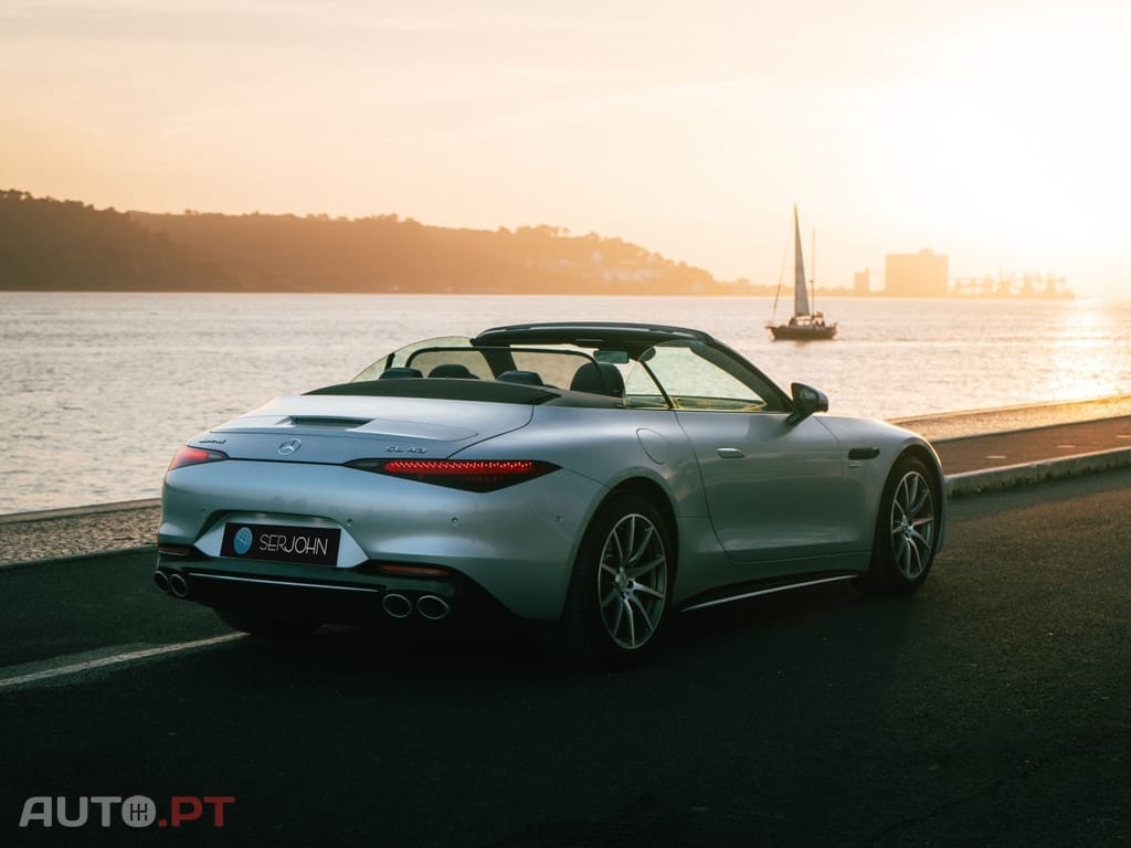 Mercedes-Benz SL 43 AMG Standard