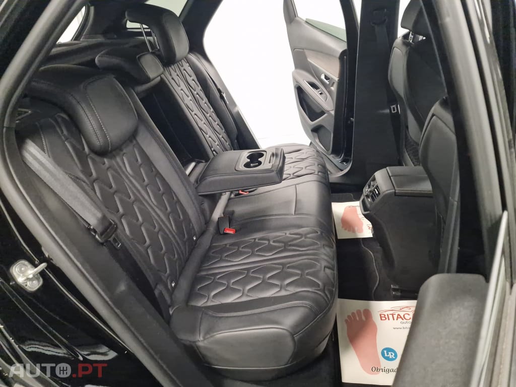 Peugeot 3008 1.6 Hybrid4 GT Line e-EAT8