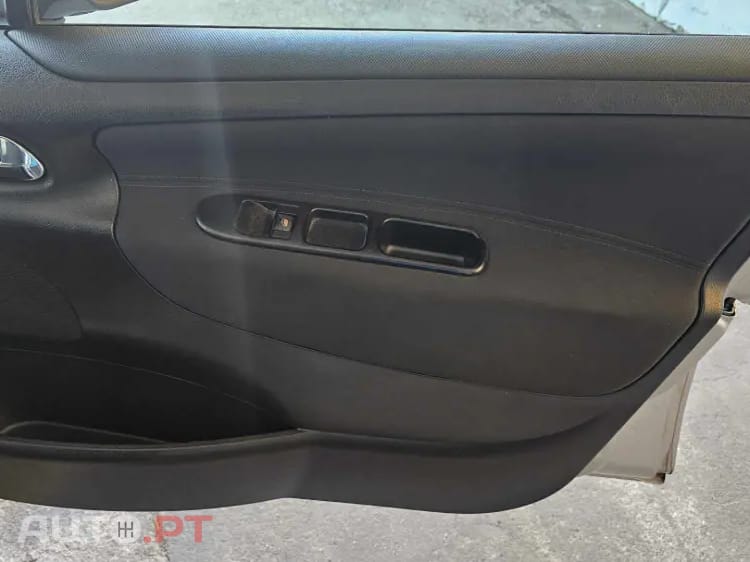 Peugeot 207 SW 1.4 VTi Sportium