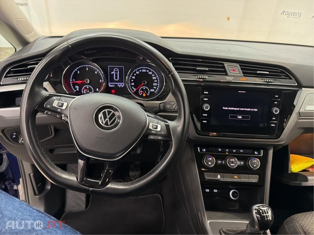 Volkswagen Touran 2.0 TDI Confortline