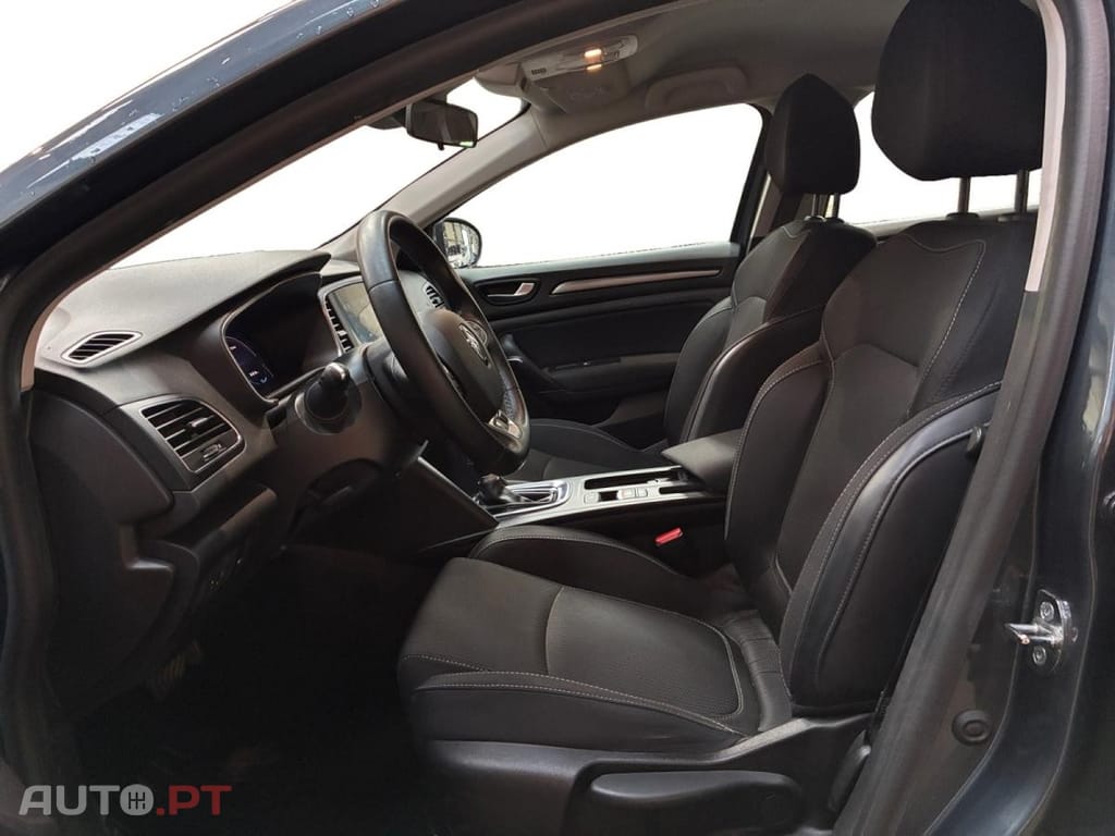 Renault Mégane Break E-Tech Business