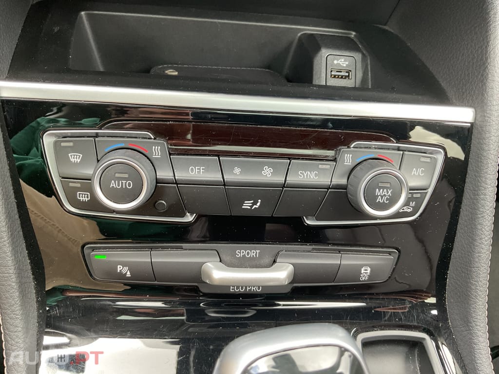 BMW 216 d 7L Line Luxury Auto