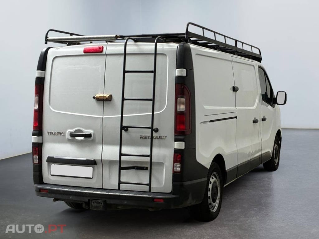 Renault Trafic 2.0 dCi L2H1