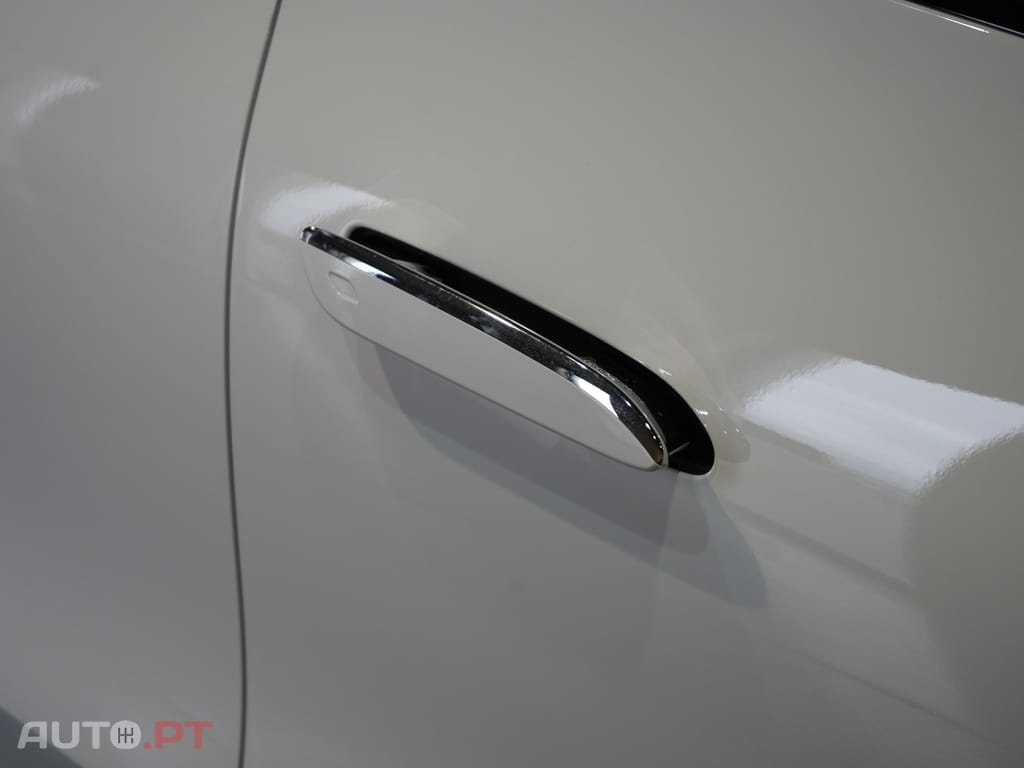 Mercedes-Benz CLA 250 com tecnologia EQ