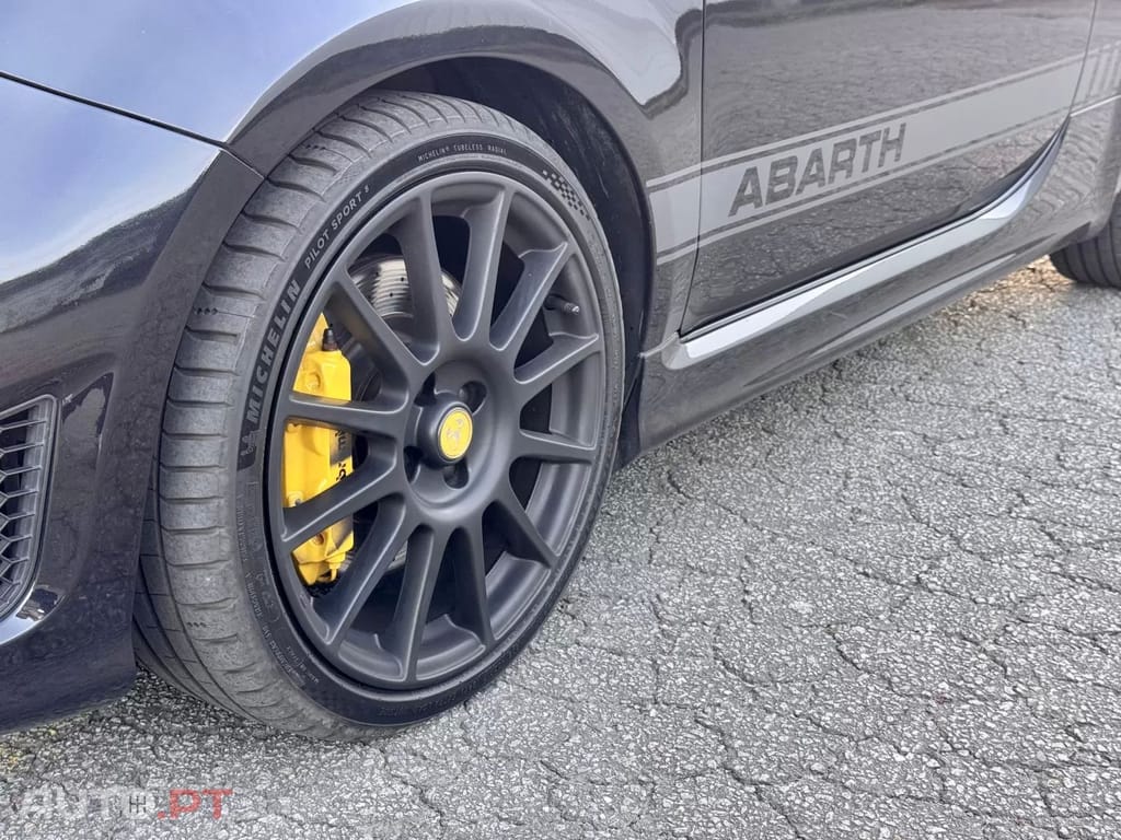 Abarth 595 1.4 T-Jet Competizione MTA