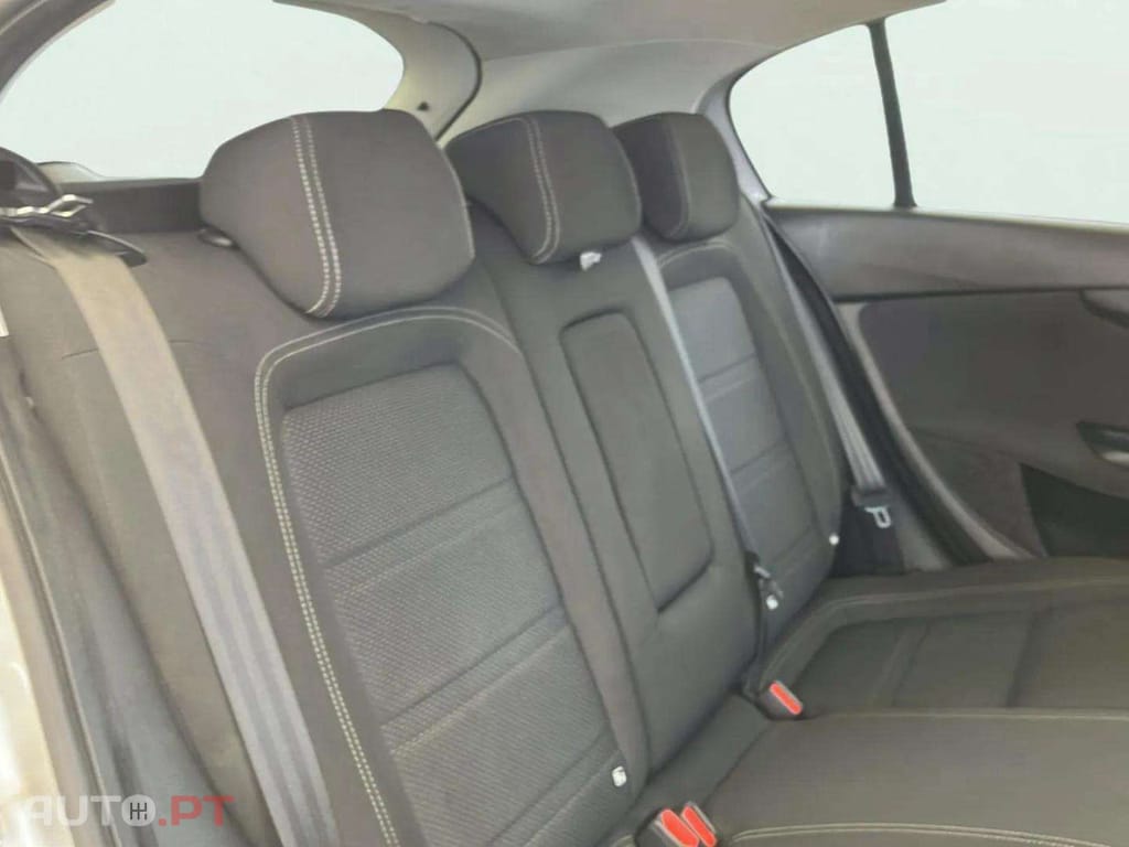 Fiat Tipo 1.3 M-Jet Lounge