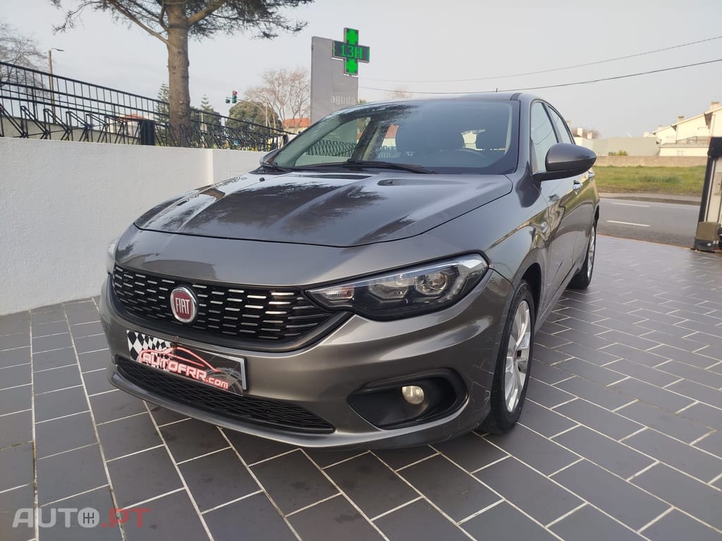 Fiat Tipo 1.3 M-Jet Easy