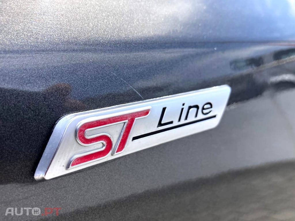 Ford Focus 1.0 EcoBoost S&S ST-LINE