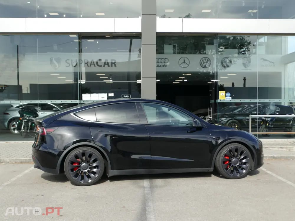 Tesla Model Y Performance Tração Integral