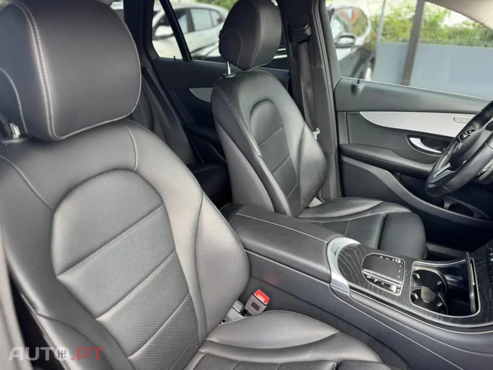 Mercedes-Benz GLC 300 de 4Matic 9G-TRONIC Exclusive