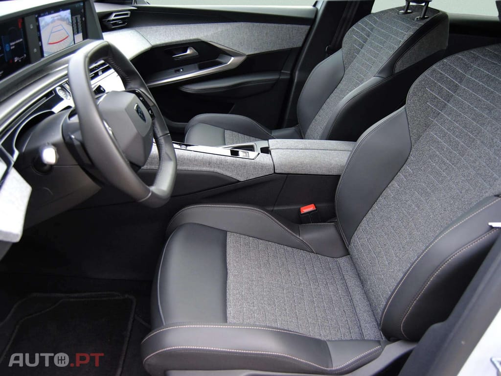 Peugeot 3008 1.2 Hybrid Allure e-DCS6