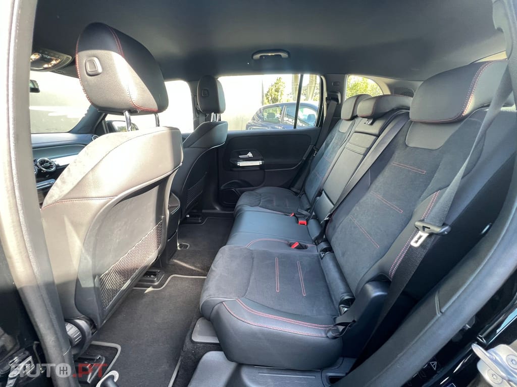 Mercedes-Benz EQB 300 4Matic AMG Line