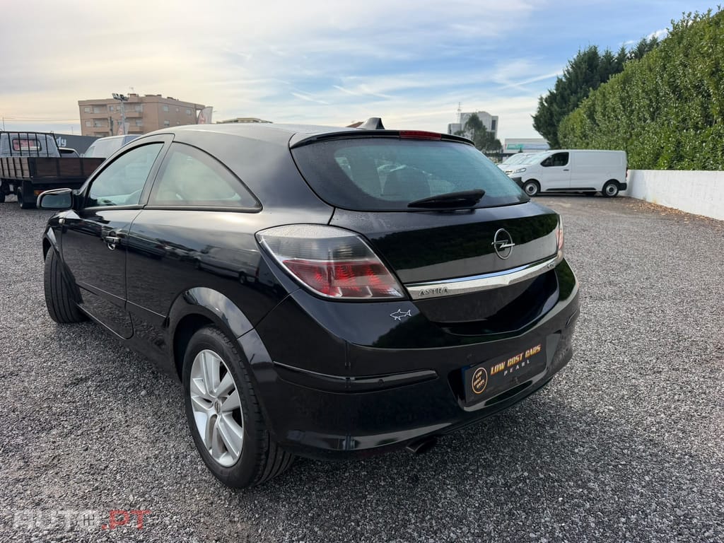 Opel Astra GTC 1.7 CDTi