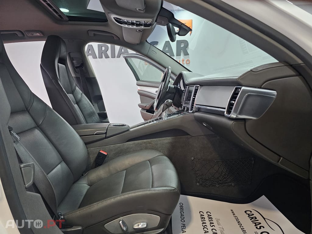 Porsche Panamera Platinum Edition