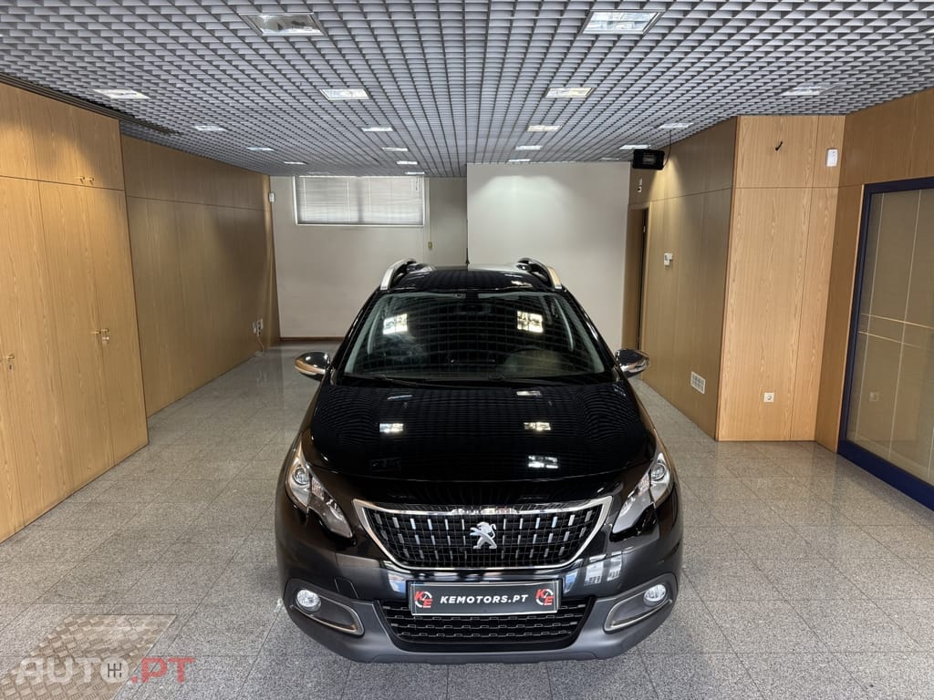 Peugeot 2008 1.2 PureTech Style