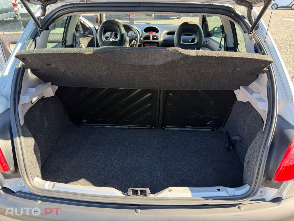 Peugeot 206 1.6 GTi