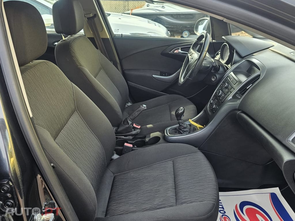 Opel Astra 1.3 CDTi Selection S/S