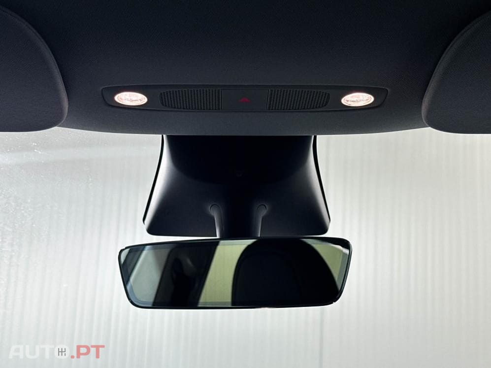 Tesla Model Y Long Range RWD
