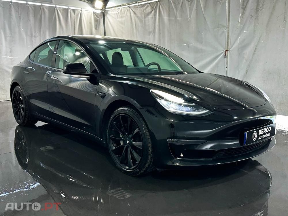 Tesla Model 3 LONG RANGE DUAL MOTOR AWD