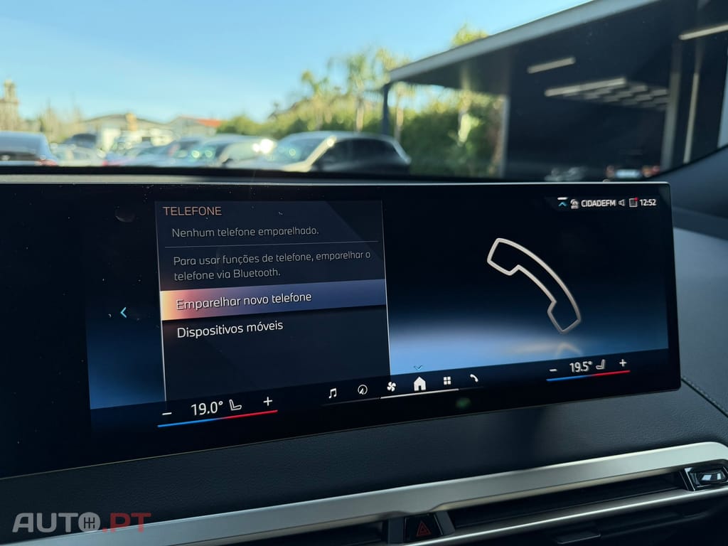 BMW iX xDrive 40 Pack Desportivo