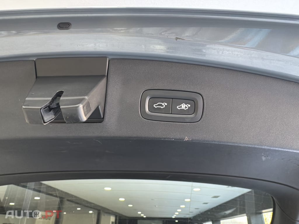 Polestar 2 Dual Motor Long Range 78 kWh AWD Performance