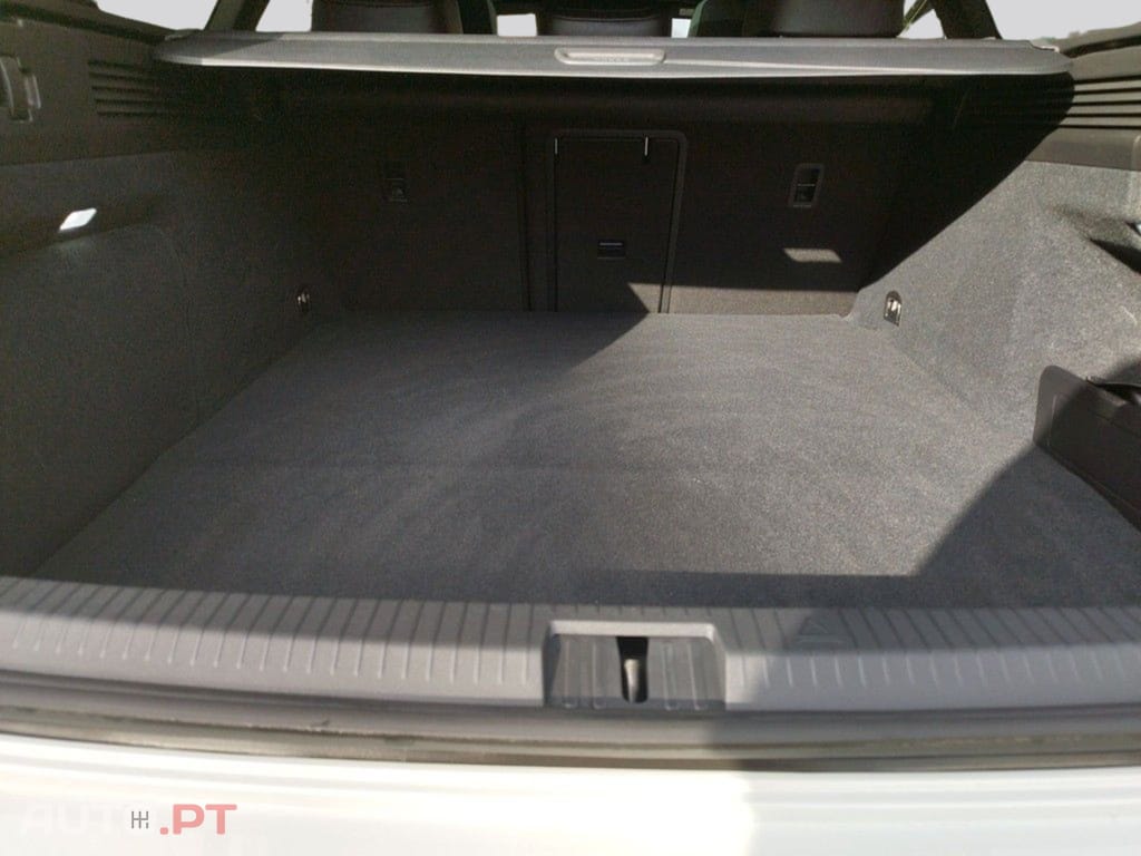 Volkswagen Arteon I.V.A DEDUTIVEL 1.4 TSI eHybrid R-Line