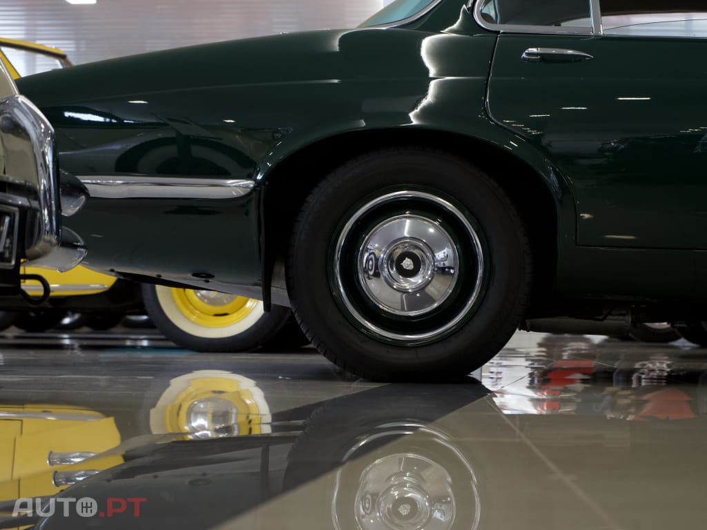 Jaguar XJ6 2.8