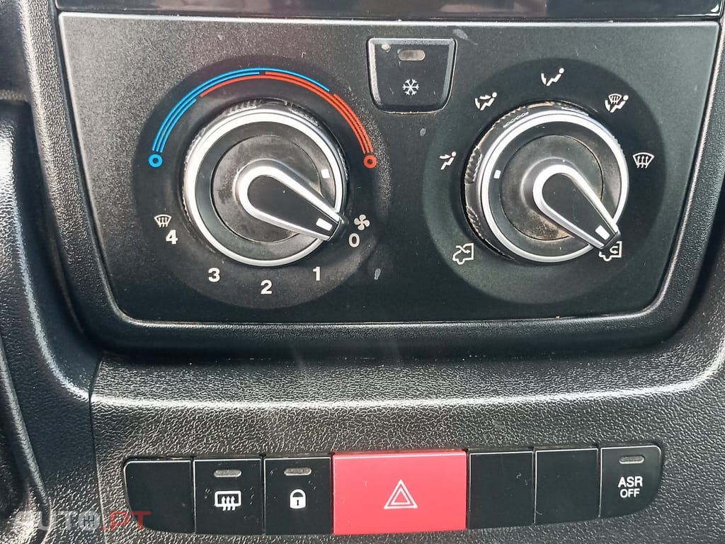 Peugeot Boxer 2.2 BlueHDi 335 L3 CD