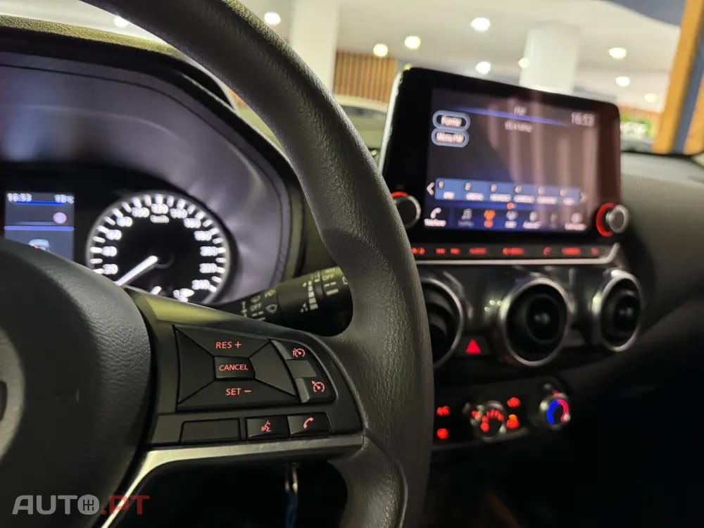 Nissan Juke 1.0 DIG-T N-Connecta NAV.