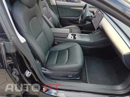 Tesla Model 3 Standard Range Plus RWD