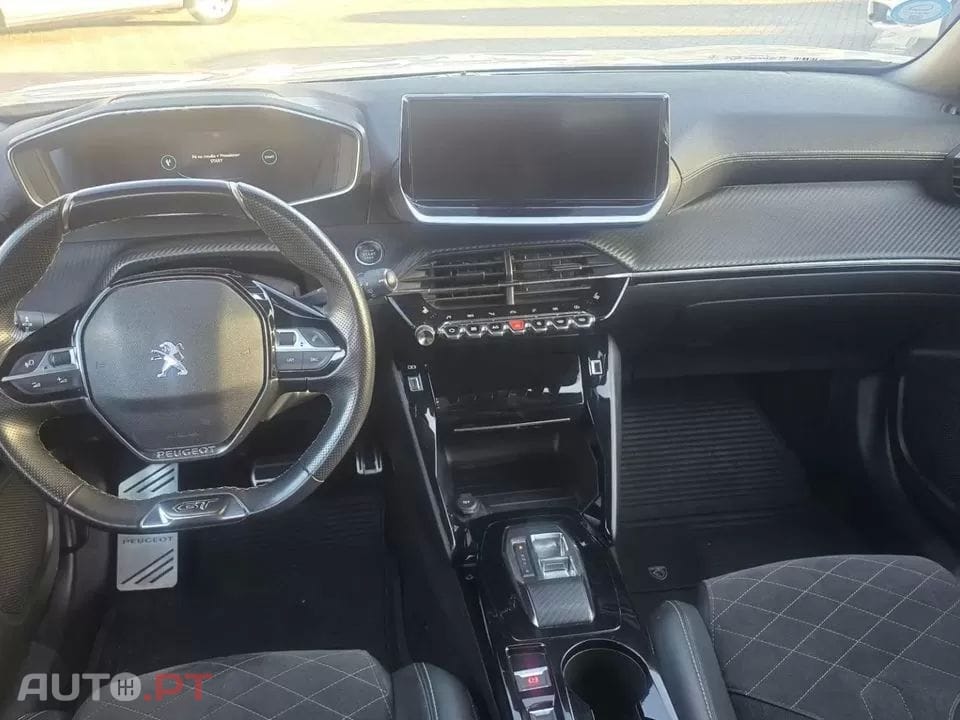 Peugeot E-2008 GT Pack