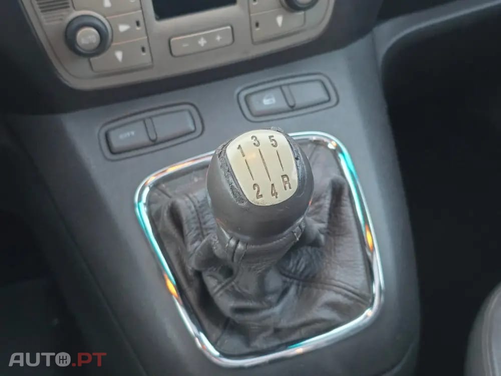 Lancia Musa 1.3 16V M-jet Platino