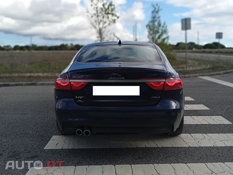 Jaguar XF 2.0 D R SPORT BVA 8 180CV COM EXTRAS