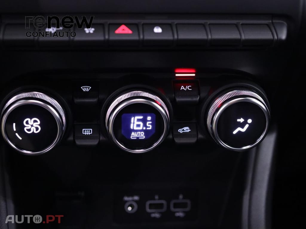 Renault Captur 1.0 TCe Techno Bi-Fuel