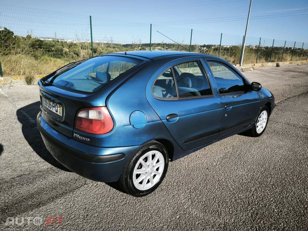 Renault Mégane 1.4 16V RXE AC