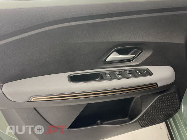 Dacia Jogger ECO-G 100 Bi-Fuel Extreme+ 7 lugares