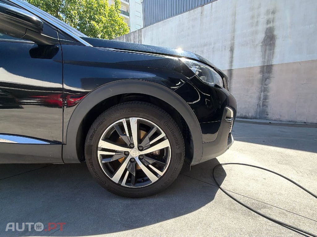 Peugeot 3008 1.5 BlueHDi Allure