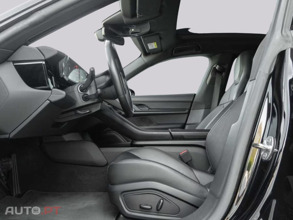 Porsche Taycan I.V.A DEDUTIVEL