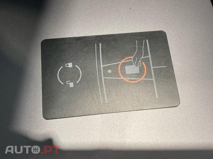 Tesla Model Y Long Range Dual Motor AWD