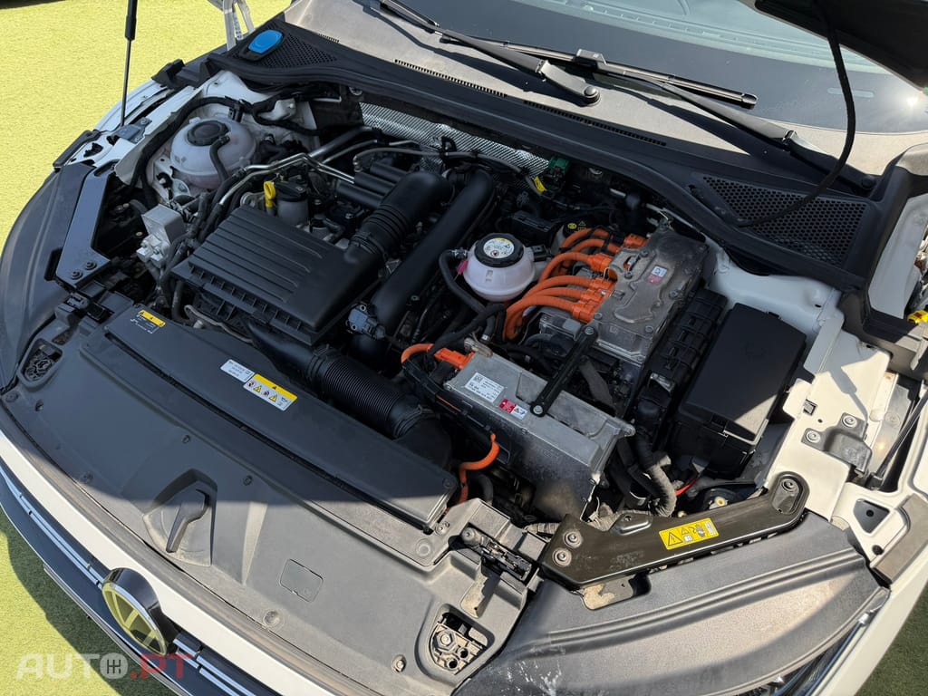 Volkswagen Arteon 1.4 TSI eHybrid R-Line