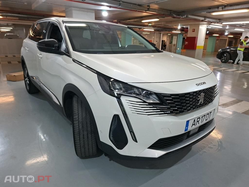 Peugeot 5008 1.5 BlueHDi Allure