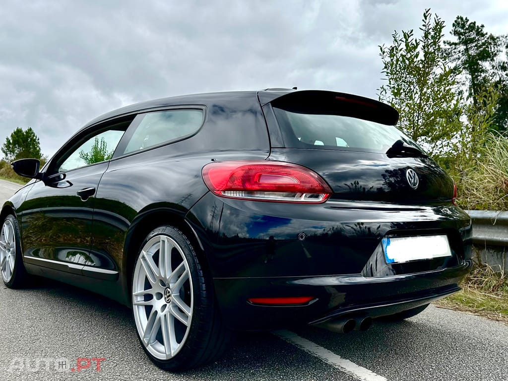 Volkswagen Scirocco 2.0TDI 140cv